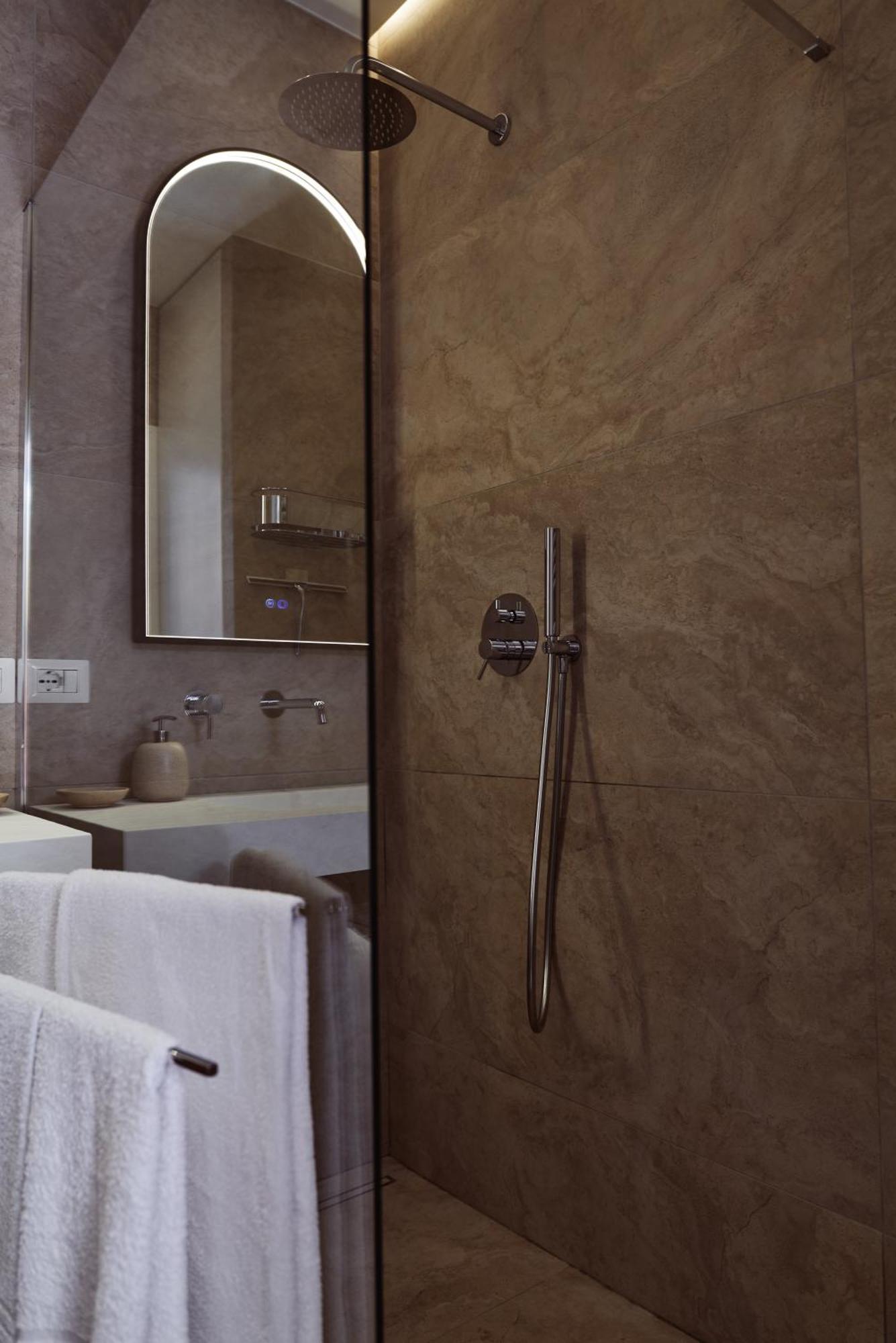 Apartment Domus Duca Claudius I Classy Vatican With Private Garden