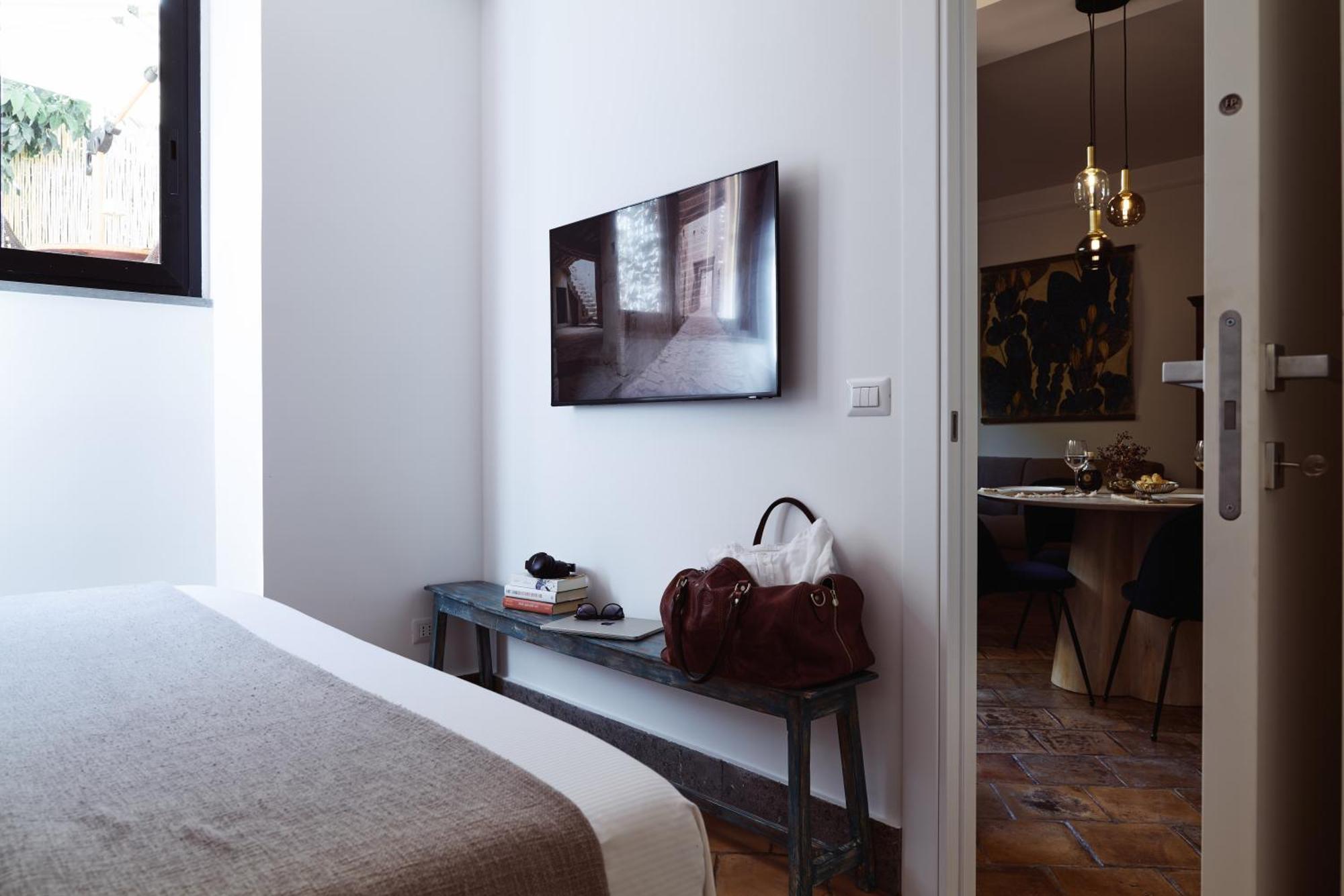 Domus Duca Claudius I Classy Vatican With Private Garden Apartment *